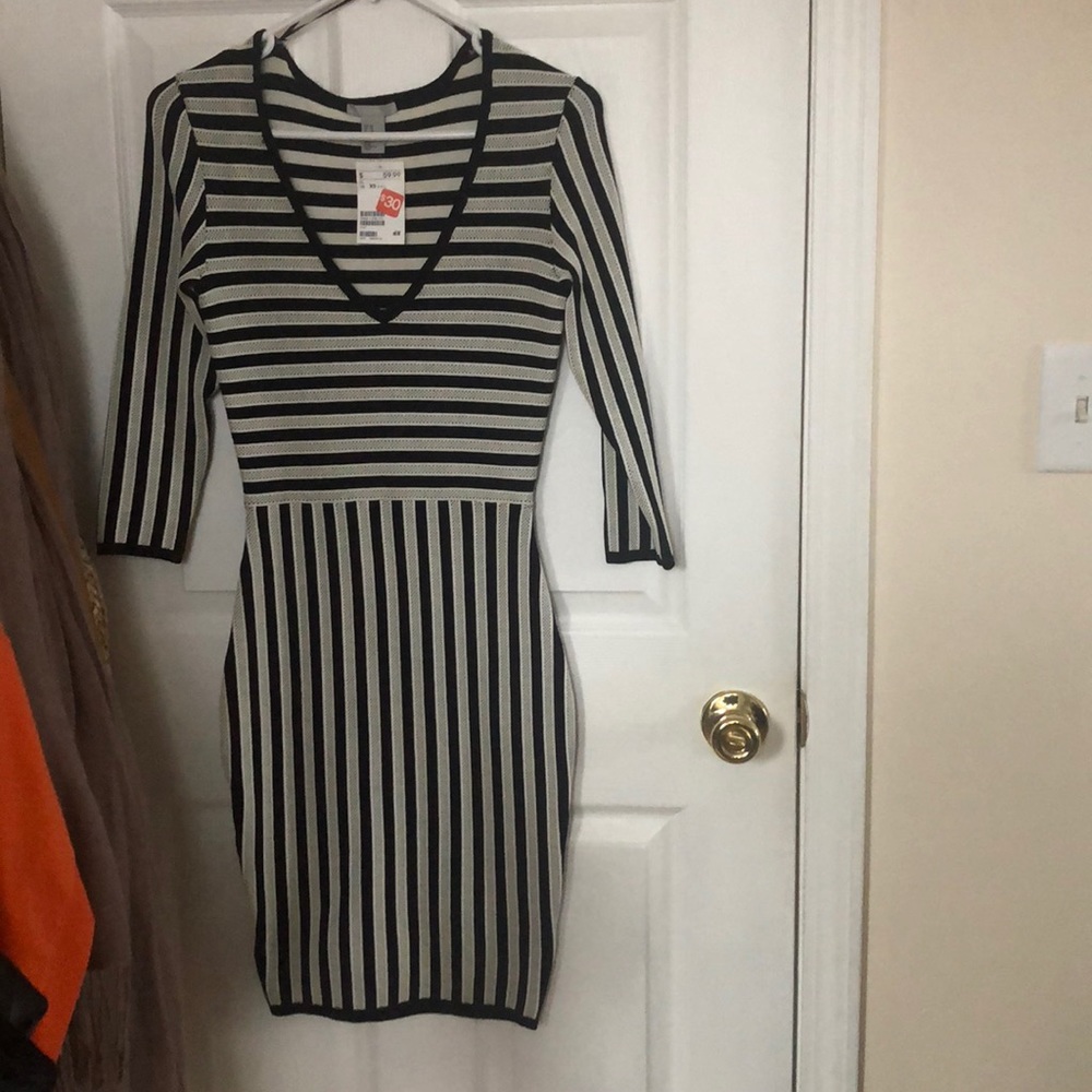 XS black/white ribbed midi dress